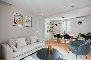 Superb Apartment Arc de Triomphe/ Trocadero