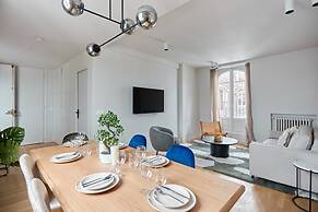 Superb Apartment Arc de Triomphe/ Trocadero