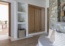 Serene Villa With Terrace and Views