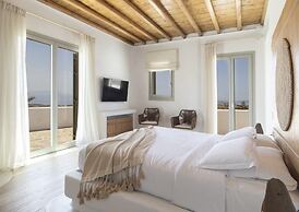 Serene Villa With Terrace and Views