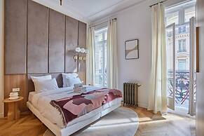 4 Rooms Apartment Opera Vendome