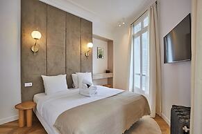 4 Rooms Apartment Opera Vendome