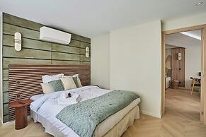 Spacious AC Flat Luxembourg St Germain des Pres