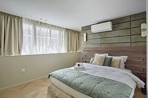 Spacious AC Flat Luxembourg St Germain des Pres
