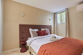 Elegant Apartment St Germain des Pres Luxembourg Park