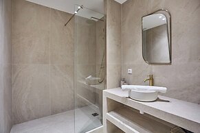 Elegant Apartment St Germain des Pres Luxembourg Park