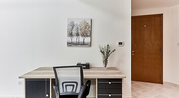 bnbme | Damac Waves Tower | 3 + Maids