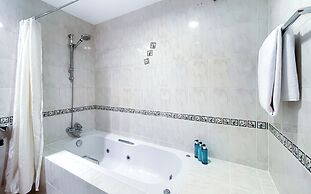 bnbme | Damac Waves Tower | 3 + Maids