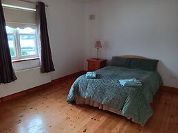 Room-room 4, Williamstown, Ireland