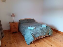 Room-room 4, Williamstown, Ireland