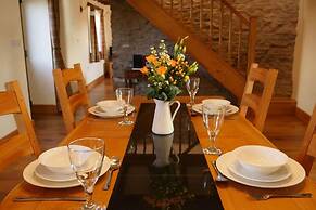 Cherry Trees - 2 Bedrooms -pets Ok - Woodburner