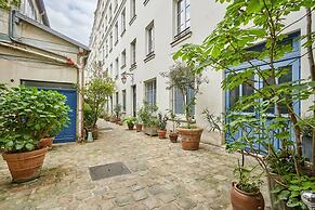 Charming 1 Bedroom Apartment Le Marais