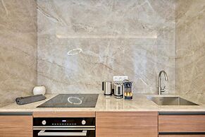 Luxurious Matignon/saint Honore Apartment