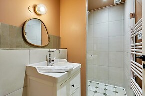 Charming Duplex 1 Bedroom Center of Paris