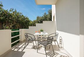 Mylos Apartments