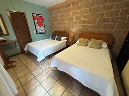 La Roca Hotel