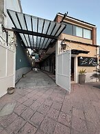 La Roca Hotel