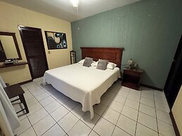 La Roca Hotel
