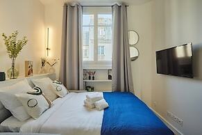 Modern Studio Arc de Triomphe Monceau