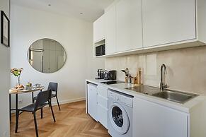 Modern Studio Arc de Triomphe Monceau