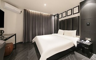 Hotel Azit