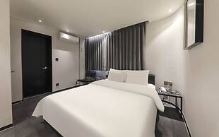 Hotel Azit