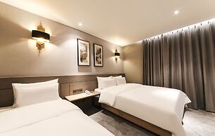Hotel Azit