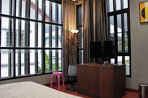 The Melatonin Hostel
