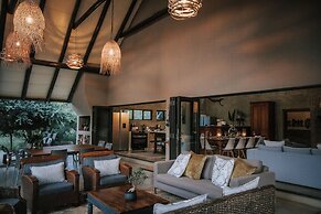 Rhino's Rest Private Luxury Villa