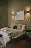 Rhino's Rest Private Luxury Villa
