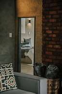 Rhino's Rest Private Luxury Villa