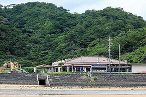 CORAL ISLAND