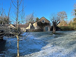 Glanhenwye Courtyard Cottages