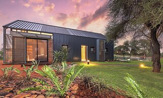Naka Luxury Safari Lodge