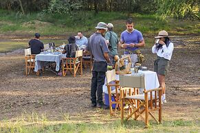 Naka Luxury Safari Lodge