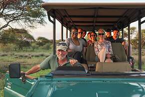 Naka Luxury Safari Lodge