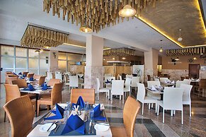 Maanzoni 680 hotel