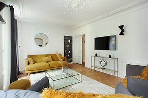 Sublime Apartment With AC Louvre Museum