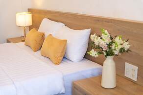 Shine Hue Hotel 2
