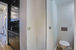 Elegant Appartment St Germain des Pres Invalides