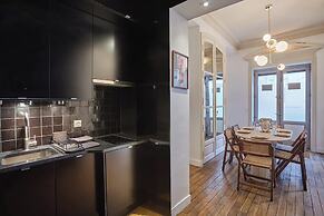 Elegant Appartment St Germain des Pres Invalides