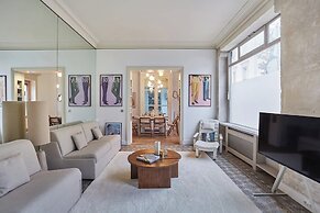 Elegant Appartment St Germain des Pres Invalides