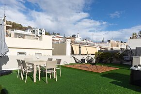 Acropolis View 3-bdrm With Rooftop Garden Jacuzzi