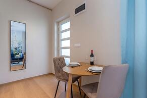 Nemes Apartments