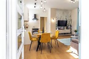 Nemes Apartments