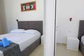Vila Xhafa