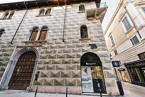 Palazzo Confalonieri da Lisca