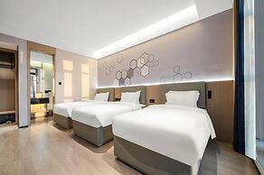 Microtel by Wyndham Anshun Xixiu