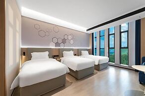 Microtel by Wyndham Anshun Xixiu