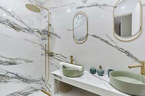 Sublime Suite Saint Honore, Elysee Palace